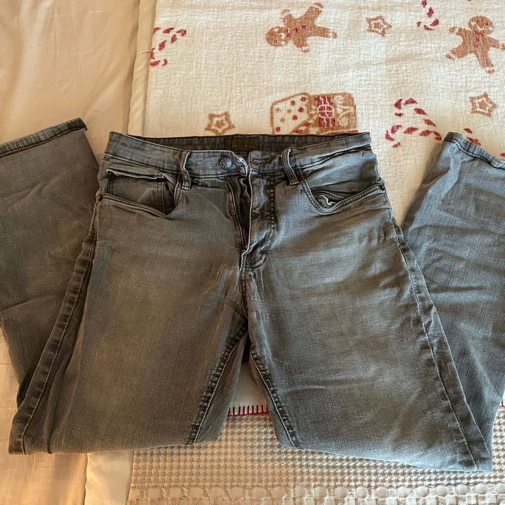 Men's Gray Straight Jeans
